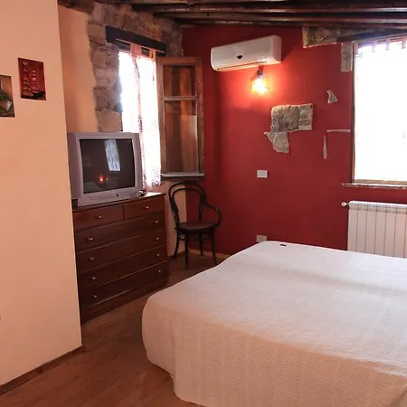 Landsted Al Borgo Di Pina Cefalù