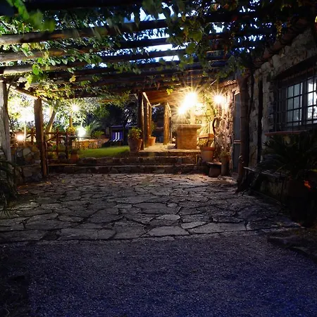 Al Borgo Di Pina Landhaus Cefalù